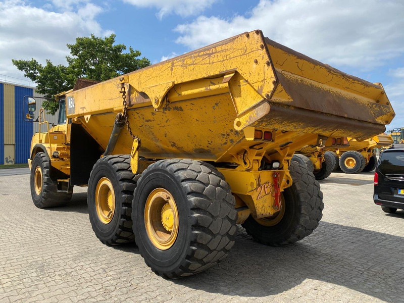 Volvo A 30 D 6x6 dumper articulated hauler - Csuklós dömper: 2 kép. Volvo A 30 D 6x6 dumper articulated hauler - Csuklós dömper: 2 kép.