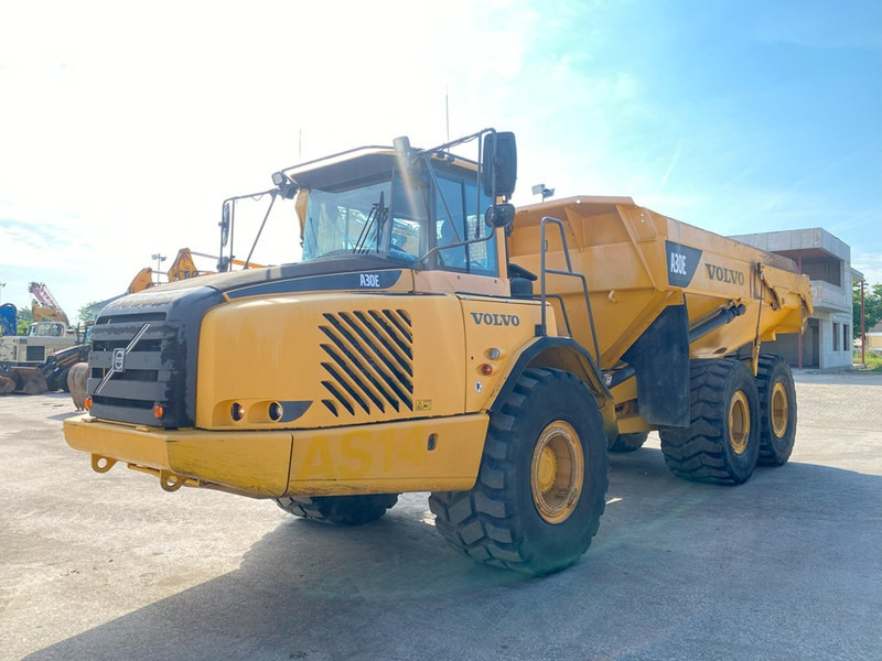 Volvo A30E 6x6 knikdumper NVT - Dömper: 2 kép. Volvo A30E 6x6 knikdumper NVT - Dömper: 2 kép.