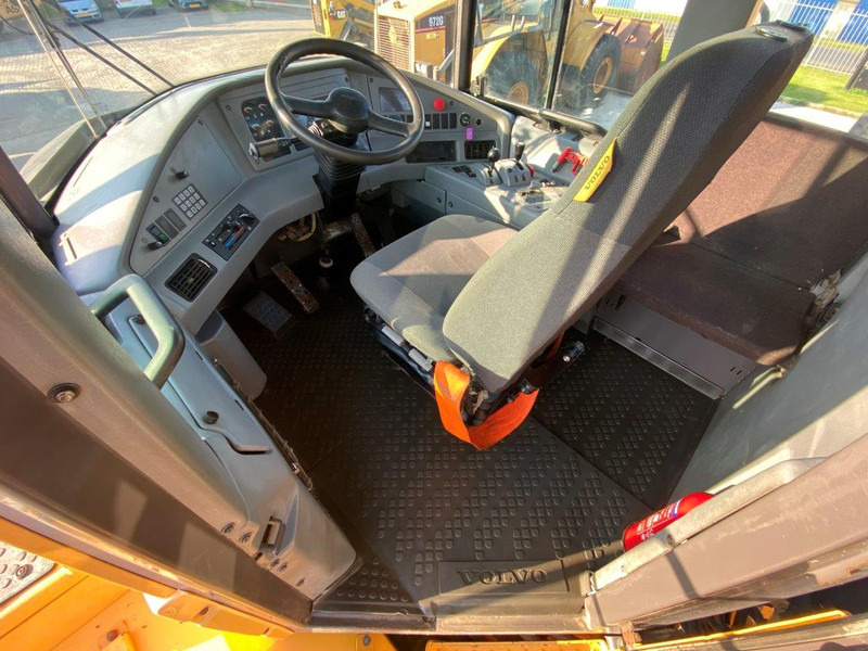 Volvo A40E NVT - Csuklós dömper: 3 kép. Volvo A40E NVT - Csuklós dömper: 3 kép.