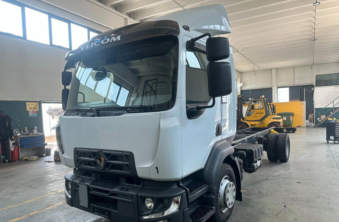 RENAULT MIDLIM D13.250 AUTOTELAIO CABINA LETTO EUR - Alvaz teherautó: 3 kép. RENAULT MIDLIM D13.250 AUTOTELAIO CABINA LETTO EUR - Alvaz teherautó: 3 kép.