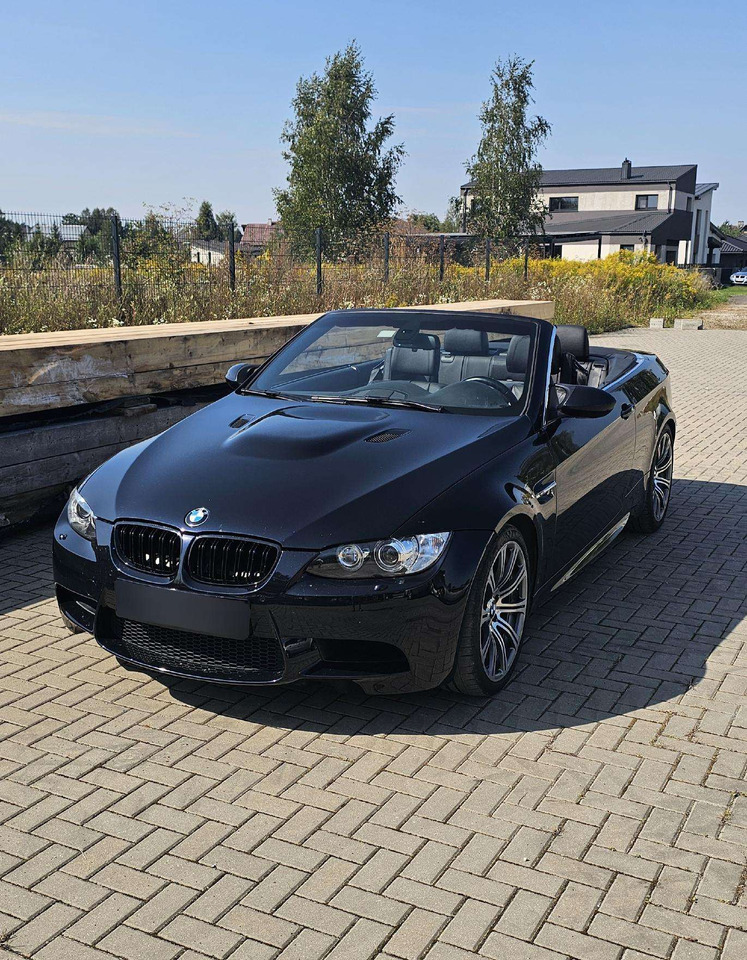 Autó BMW M3: 10 kép.