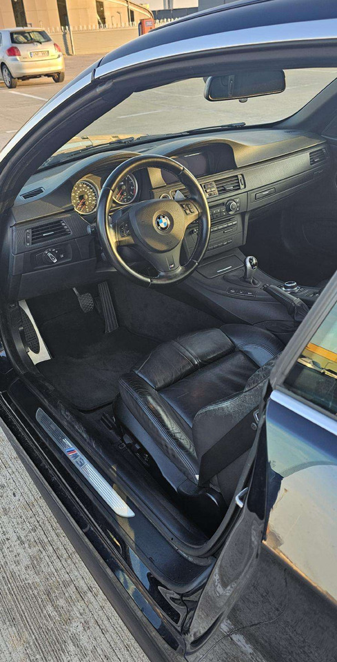 Autó BMW M3: 11 kép.