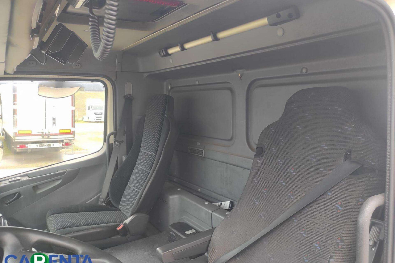 Hűtős teherautó Mercedes-Benz AXOR 940.20: 7 kép.