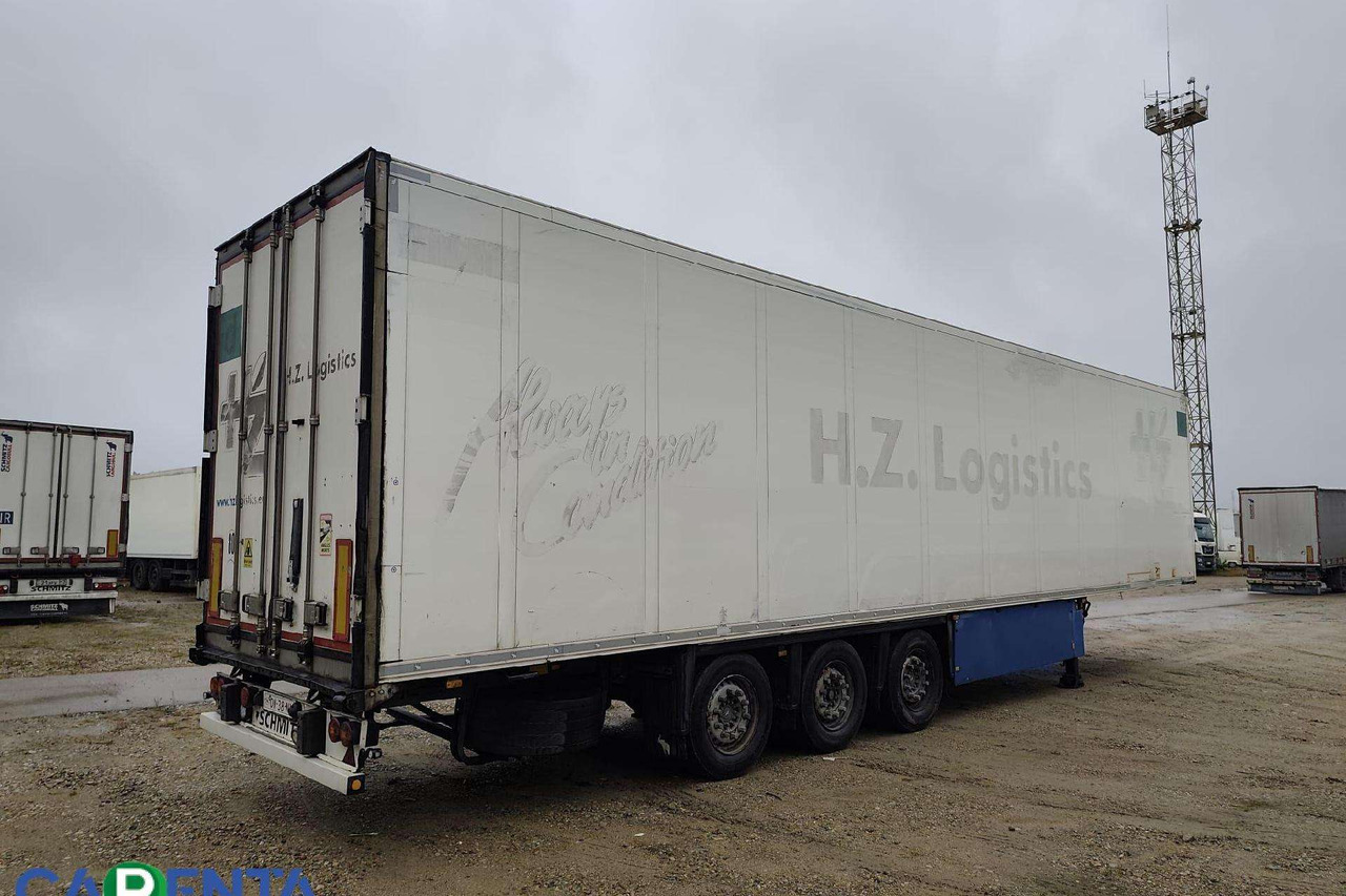Schmitz SKO 24 FP45 - Félpótkocsi hűtős: 3 kép. Schmitz SKO 24 FP45 - Félpótkocsi hűtős: 3 kép.