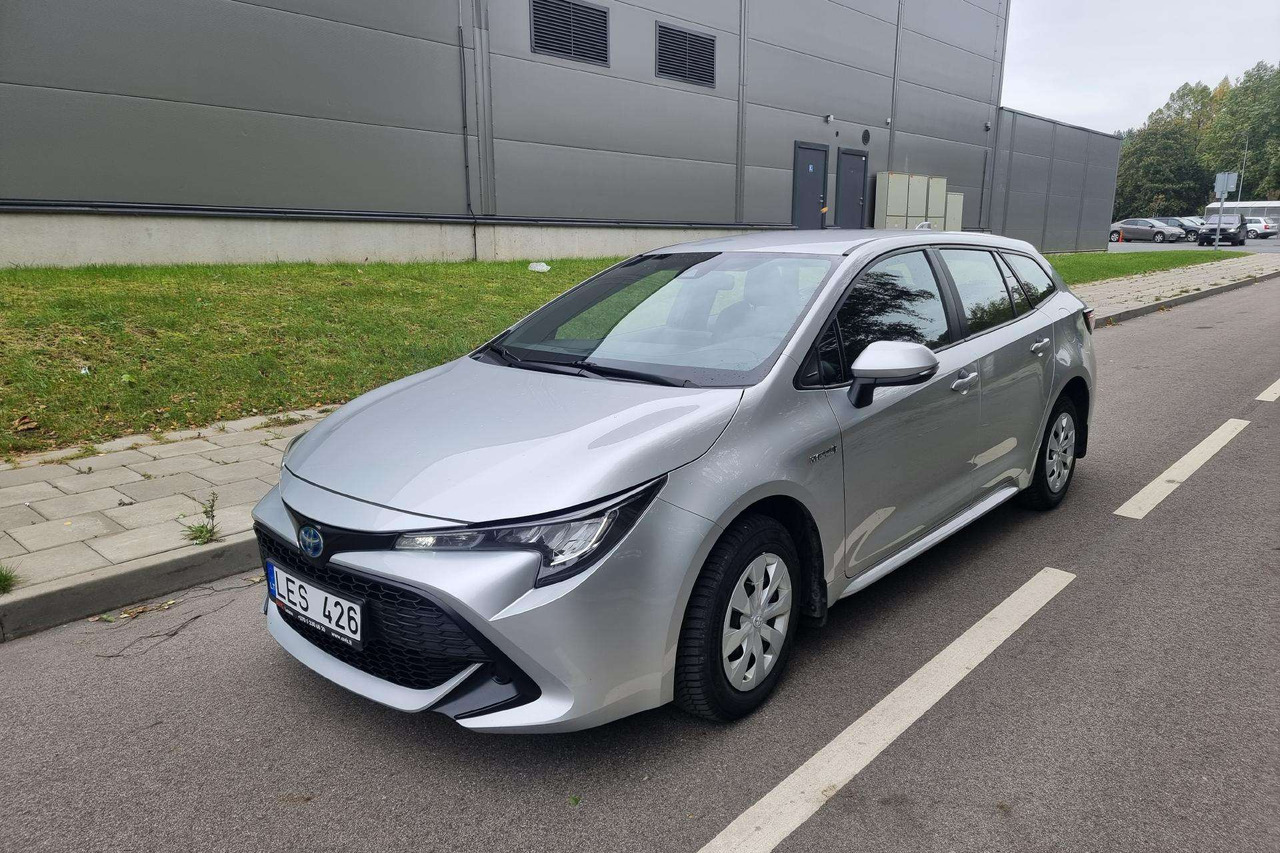 Toyota Corolla - Szedán: 1 kép. Toyota Corolla - Szedán: 1 kép.