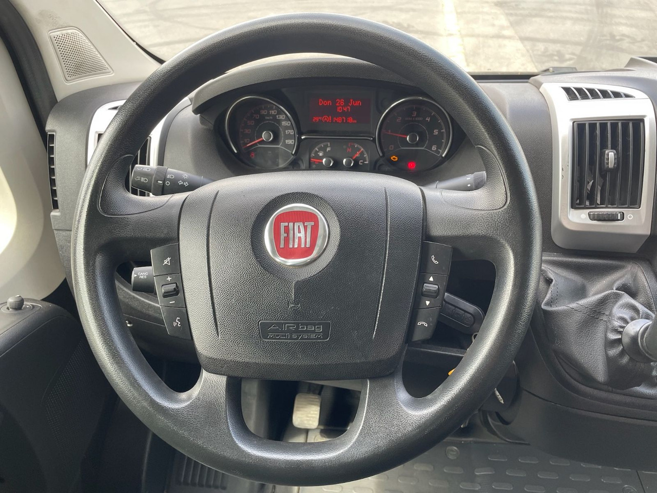 Kis furgon Fiat Ducato 33 140 L2H2 Kastenwagen/AC/EU6c: 14 kép.