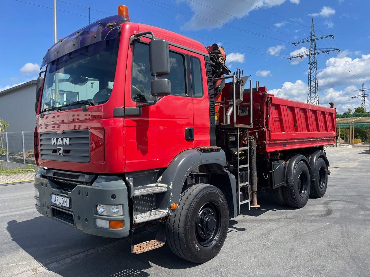 MAN TGA 26.360 6x6H Dreiseitenkipper/Kran/PALFINGER - Billenőplatós teherautó, Darus autó: 3 kép. MAN TGA 26.360 6x6H Dreiseitenkipper/Kran/PALFINGER - Billenőplatós teherautó, Darus autó: 3 kép.