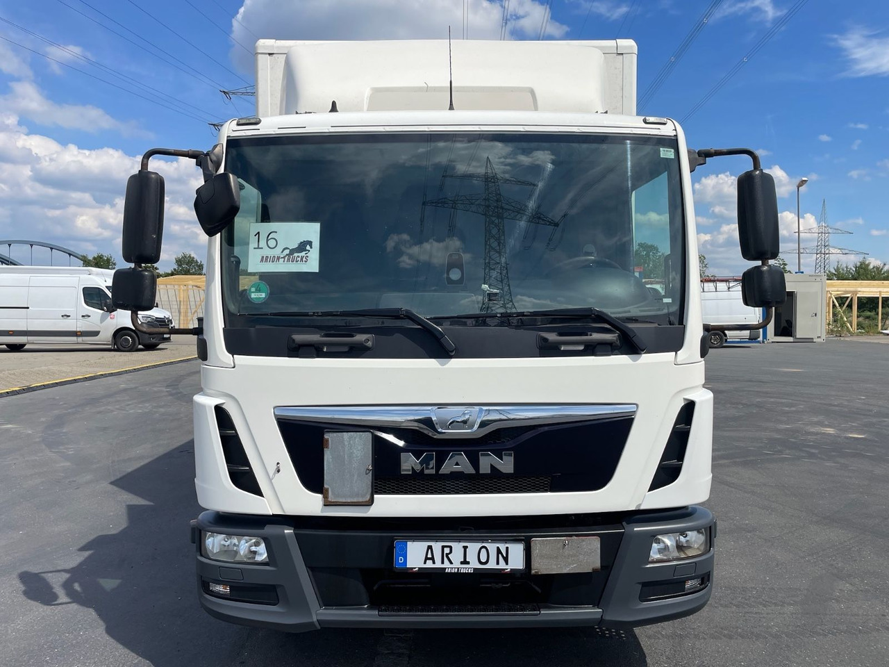 MAN TGL 12.220 4x2 BL Koffer/LBW/DHOLLANDIA/AC/EU6 - Dobozos felépítményű teherautó: 2 kép. MAN TGL 12.220 4x2 BL Koffer/LBW/DHOLLANDIA/AC/EU6 - Dobozos felépítményű teherautó: 2 kép.