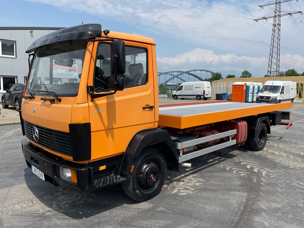 Mercedes-Benz 814 Abschleppwagen/OLDTIMER/Winch/TÜV-07/26 - Vontató: 3 kép. Mercedes-Benz 814 Abschleppwagen/OLDTIMER/Winch/TÜV-07/26 - Vontató: 3 kép.