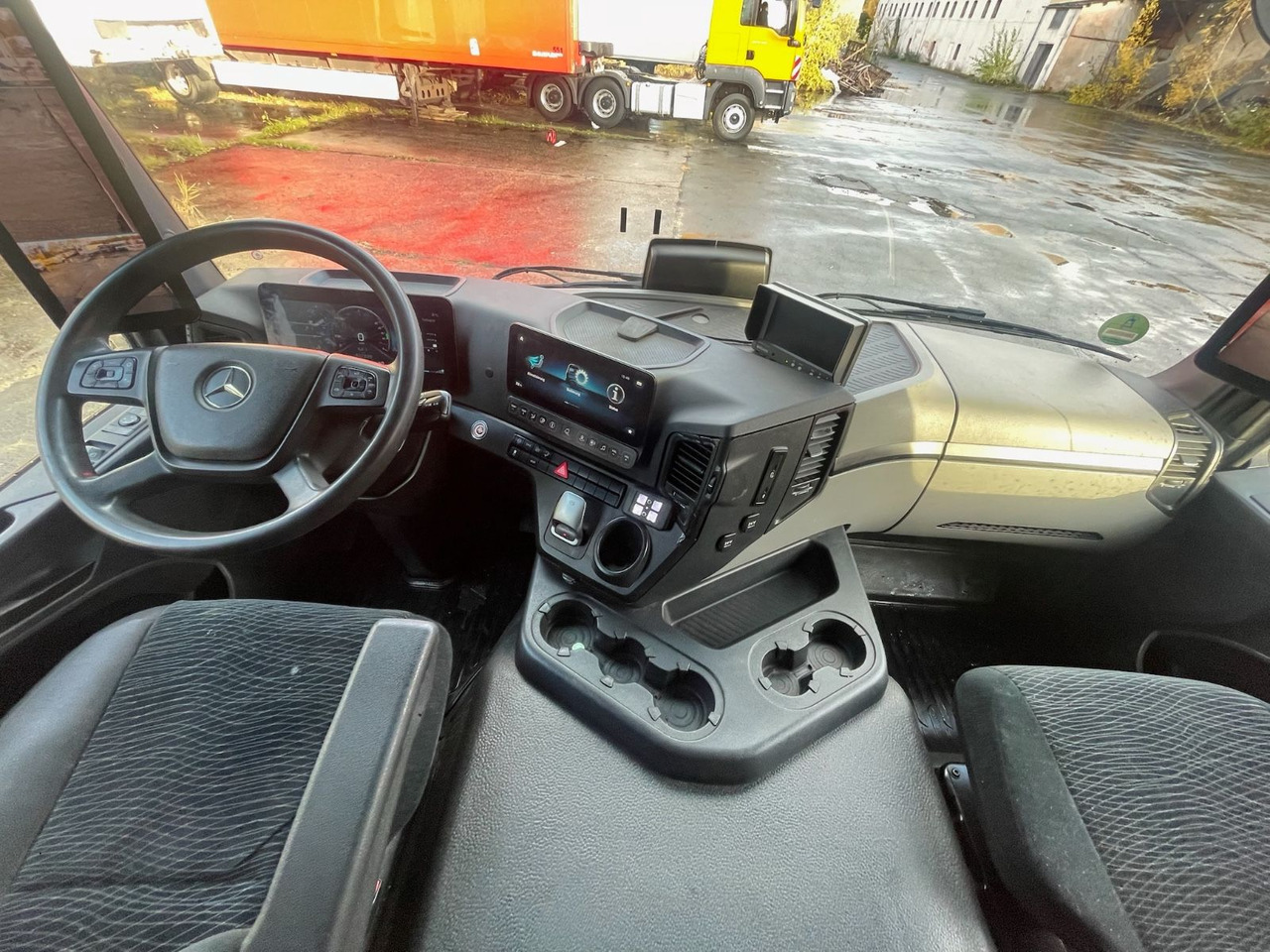 Mercedes-Benz Actros 2543 6x2 Kühlkoffer/CARRIER/KERSCHER/EU6d lízing Mercedes-Benz Actros 2543 6x2 Kühlkoffer/CARRIER/KERSCHER/EU6d: 20 kép.