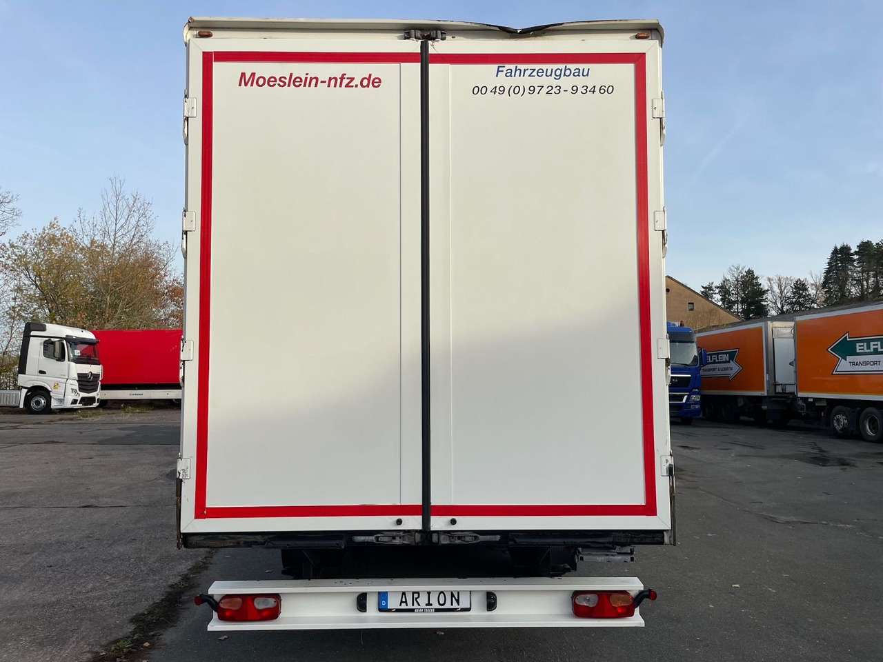 Möslein TKO 105 Tandem-Koffer/TÜV07/2026/Nutzlast-7150kg - Pótkocsi dobozos: 5 kép. Möslein TKO 105 Tandem-Koffer/TÜV07/2026/Nutzlast-7150kg - Pótkocsi dobozos: 5 kép.