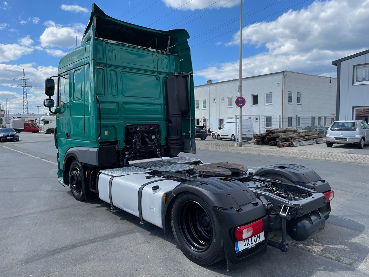 DAF XF 480 FT/Intarder/StandAC/ACC/2xTank/2xBett/EU6 - Nyergesvontató: 4 kép. DAF XF 480 FT/Intarder/StandAC/ACC/2xTank/2xBett/EU6 - Nyergesvontató: 4 kép.