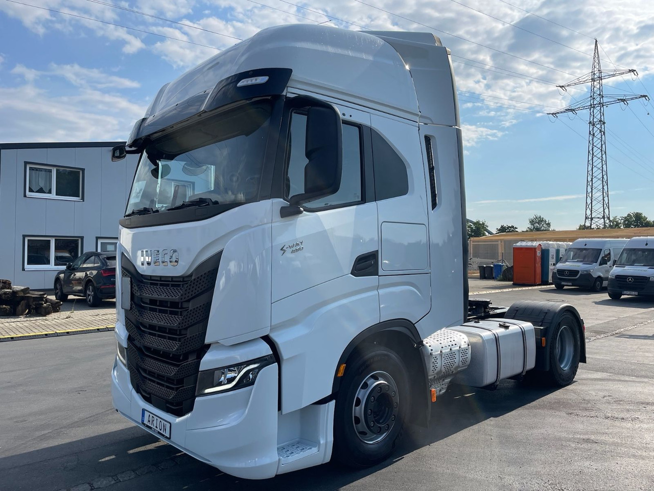 Iveco S-Way 490 4x2/Retarder/ServiceNeu/TÜV06-26/EU6 - Nyergesvontató: 3 kép. Iveco S-Way 490 4x2/Retarder/ServiceNeu/TÜV06-26/EU6 - Nyergesvontató: 3 kép.