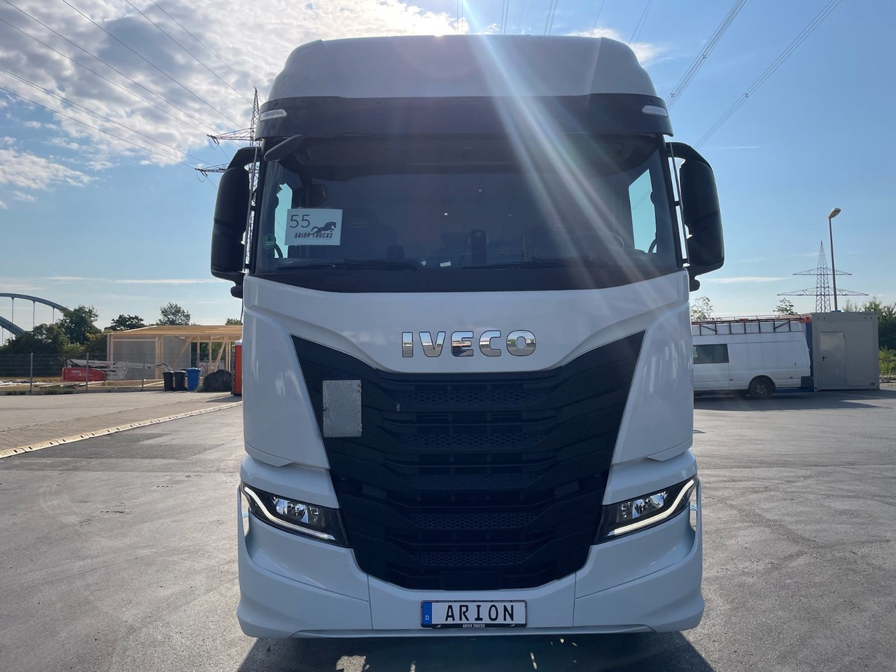 Iveco S-Way 490 4x2/Retarder/ServiceNeu/TÜV06-26/EU6 - Nyergesvontató: 2 kép. Iveco S-Way 490 4x2/Retarder/ServiceNeu/TÜV06-26/EU6 - Nyergesvontató: 2 kép.