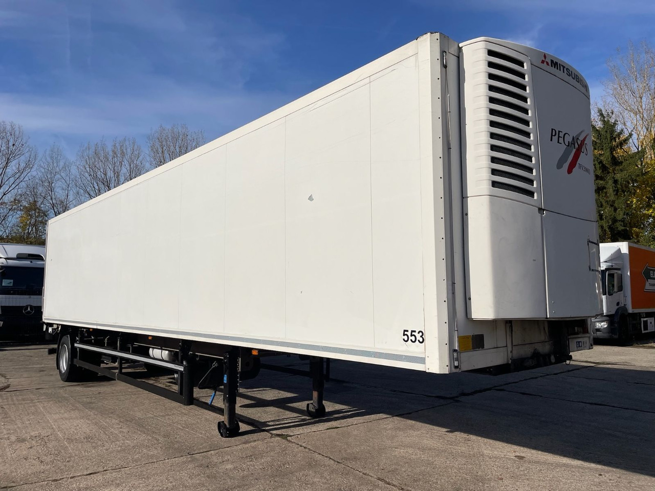 ROHR RSK/22 IV/PEGASUS/TFV2000D/11,7m/LBW/BÄR - Félpótkocsi hűtős: 1 kép. ROHR RSK/22 IV/PEGASUS/TFV2000D/11,7m/LBW/BÄR - Félpótkocsi hűtős: 1 kép.