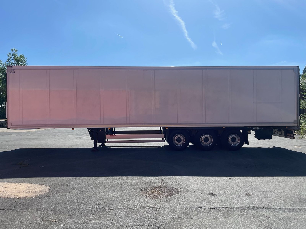 Schmitz Cargobull SCB*S3B /TÜV04-26/LikeNew/2195h/Multi-Temp/13,4m - Félpótkocsi hűtős: 4 kép. Schmitz Cargobull SCB*S3B /TÜV04-26/LikeNew/2195h/Multi-Temp/13,4m - Félpótkocsi hűtős: 4 kép.
