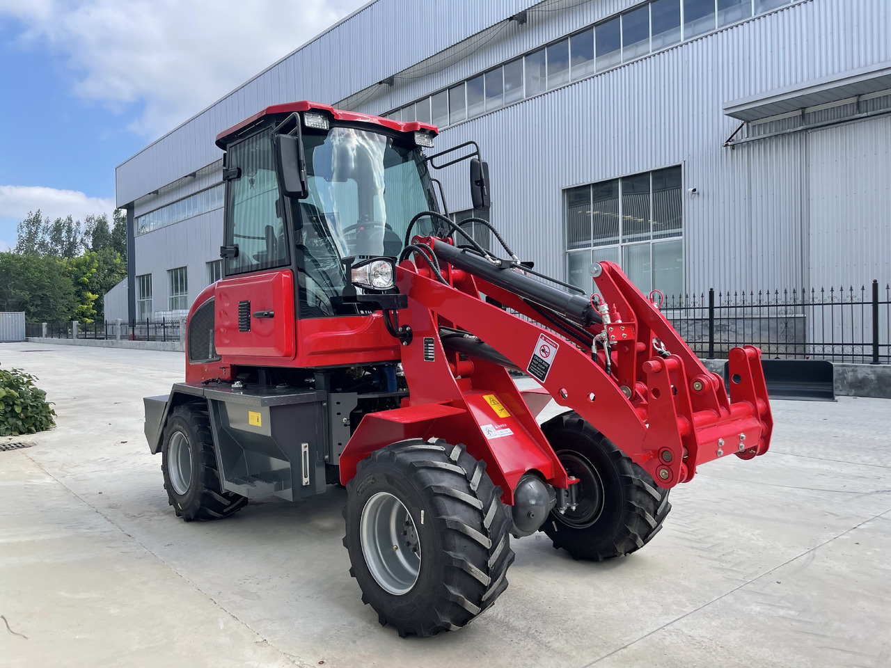 JIELI ZL08 I am looking for a distributor:) - Gumikerekes homlokrakodó: 1 kép. JIELI ZL08 I am looking for a distributor:) - Gumikerekes homlokrakodó: 1 kép.