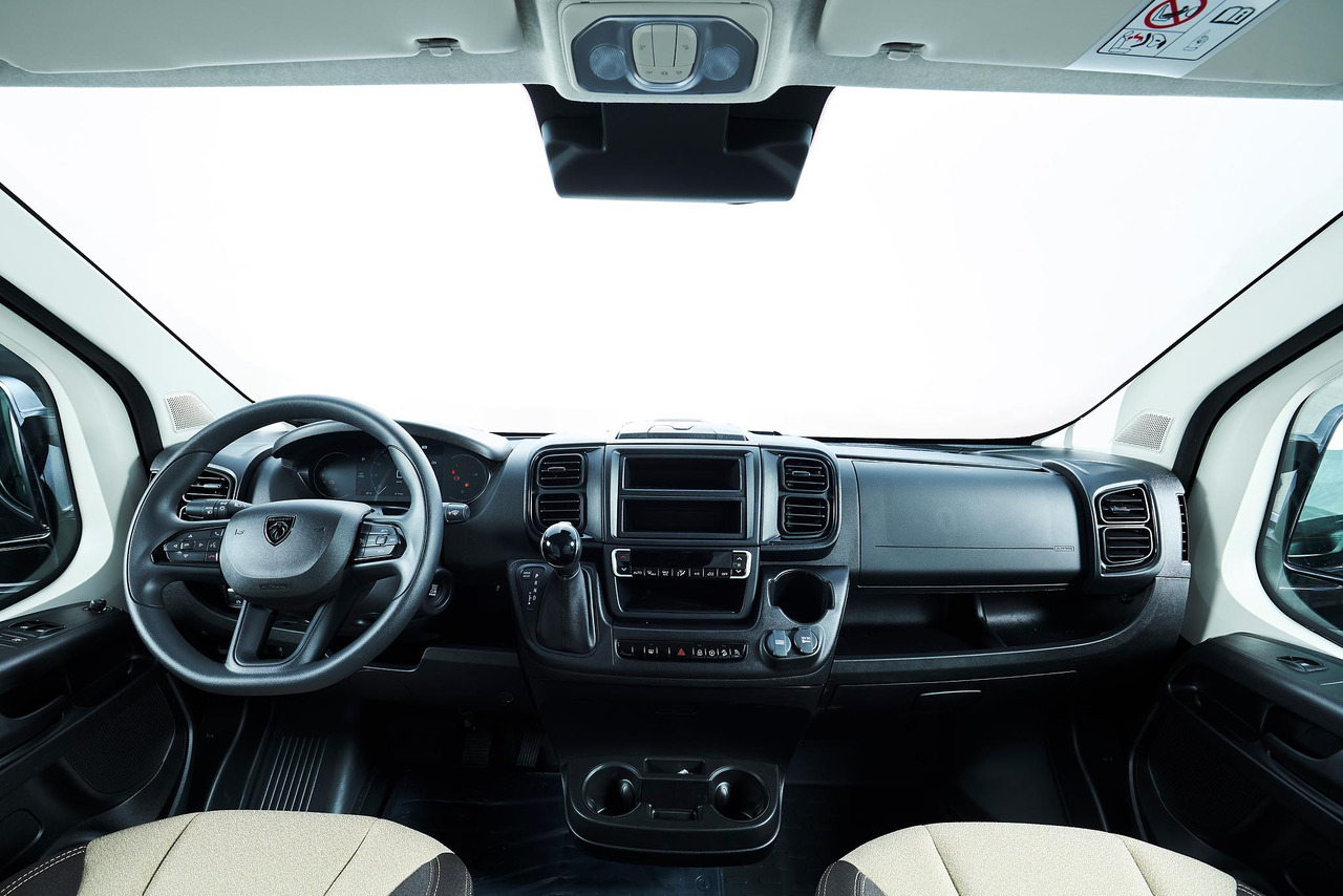 Bravia Mobil Swan 599 Edition 30 PEUGEOT BOXER, EURO 6.4 - Kempingautó: 4 kép. Bravia Mobil Swan 599 Edition 30 PEUGEOT BOXER, EURO 6.4 - Kempingautó: 4 kép.