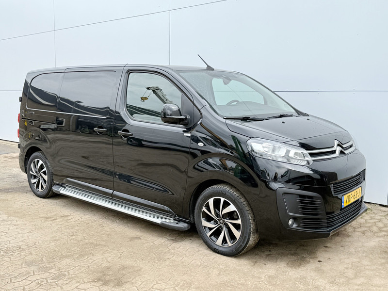 Citroën Jumpy 2.0 HDI 145pk L2H1 Airco Trekhaak Carplay Navigatie Cruise Control Achteruit -Rijcamera - Kis furgon: 4 kép. Citroën Jumpy 2.0 HDI 145pk L2H1 Airco Trekhaak Carplay Navigatie Cruise Control Achteruit -Rijcamera - Kis furgon: 4 kép.