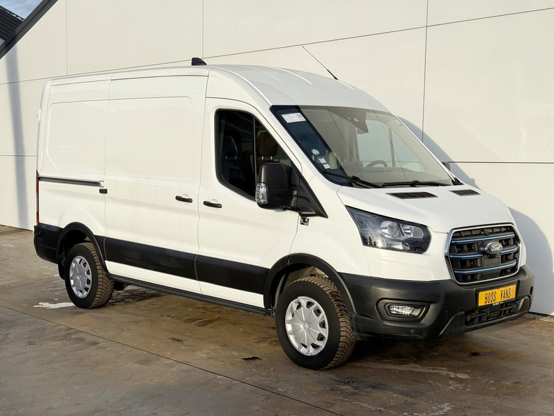 Ford E-Transit 390 75kWh 184PK 390 Elektrisch 75kWh 334km WLTP BEV Snelladen L2H2 Climate Control Tachograaf Carplay 360° Camera Stoelverwarming Parkeersensoren voor achter Laadkabel - Furgon, Elektromos kisteherautó: 4 kép. Ford E-Transit 390 75kWh 184PK 390 Elektrisch 75kWh 334km WLTP BEV Snelladen L2H2 Climate Control Tachograaf Carplay 360° Camera Stoelverwarming Parkeersensoren voor achter Laadkabel - Furgon, Elektromos kisteherautó: 4 kép.