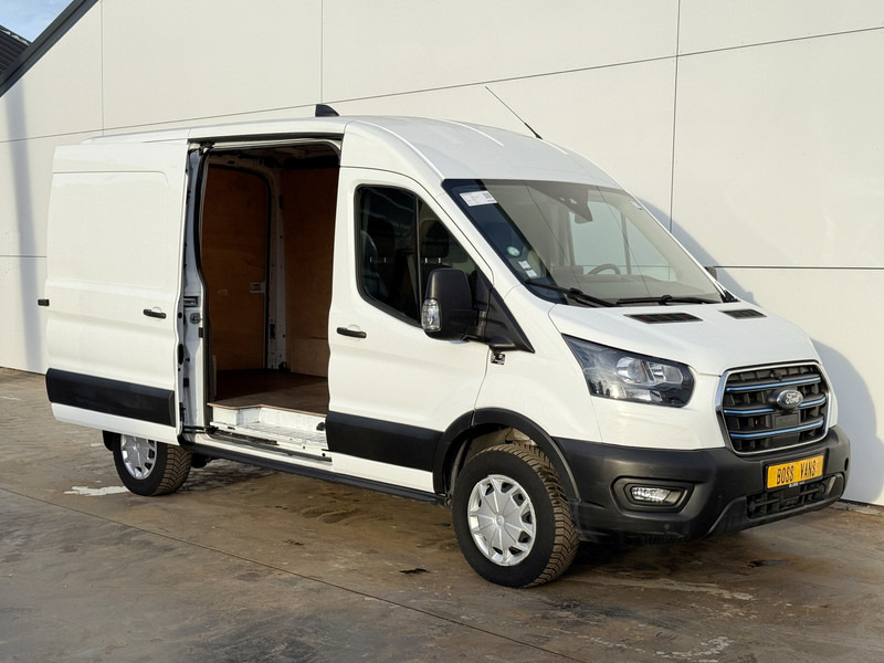 Ford E-Transit 390 75kWh 184PK 390 Elektrisch 75kWh 334km WLTP BEV Snelladen L2H2 Climate Control Tachograaf Carplay 360° Camera Stoelverwarming Parkeersensoren voor achter Laadkabel - Furgon, Elektromos kisteherautó: 5 kép. Ford E-Transit 390 75kWh 184PK 390 Elektrisch 75kWh 334km WLTP BEV Snelladen L2H2 Climate Control Tachograaf Carplay 360° Camera Stoelverwarming Parkeersensoren voor achter Laadkabel - Furgon, Elektromos kisteherautó: 5 kép.