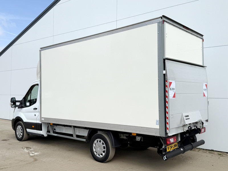 Ford Transit 130pk Laadklep Airco Cruise Bakwagen Meubelbak Euro 6 - Dobozos kisteherautó: 2 kép. Ford Transit 130pk Laadklep Airco Cruise Bakwagen Meubelbak Euro 6 - Dobozos kisteherautó: 2 kép.