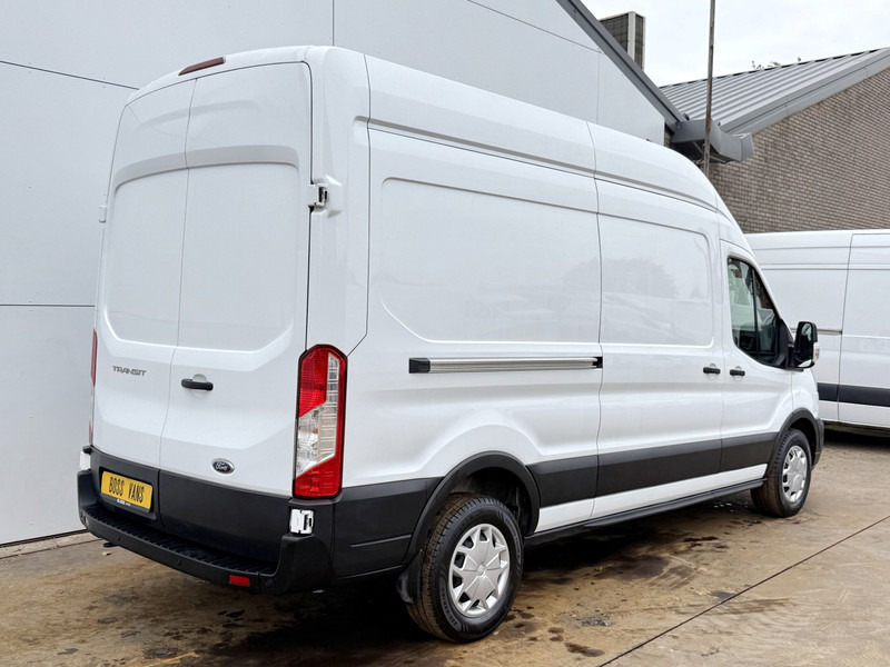 Ford Transit 350 2.0 TDCI 170PK L3H3 170PK Airco Cruise Control Parkeersensoren voor achter - Furgon: 3 kép. Ford Transit 350 2.0 TDCI 170PK L3H3 170PK Airco Cruise Control Parkeersensoren voor achter - Furgon: 3 kép.