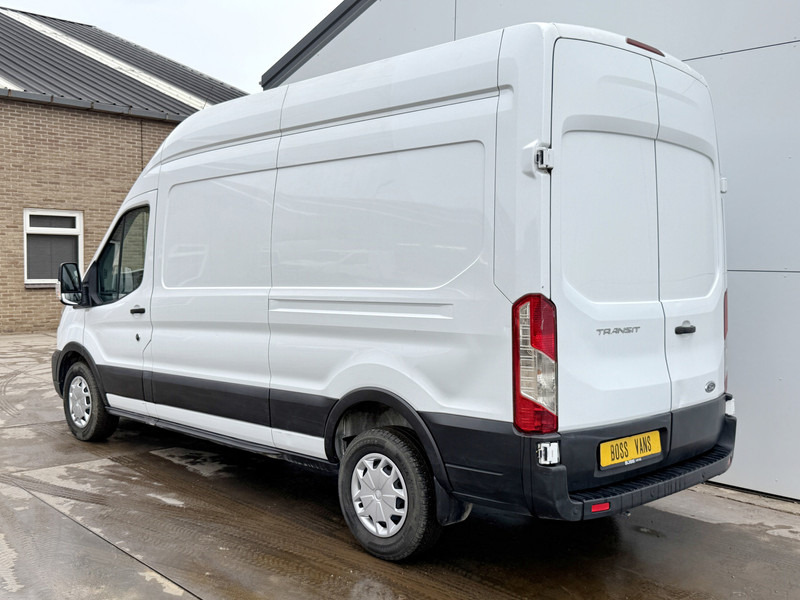 Ford Transit 350 2.0 TDCI 170PK L3H3 170PK Airco Cruise Control Parkeersensoren voor achter - Furgon: 2 kép. Ford Transit 350 2.0 TDCI 170PK L3H3 170PK Airco Cruise Control Parkeersensoren voor achter - Furgon: 2 kép.