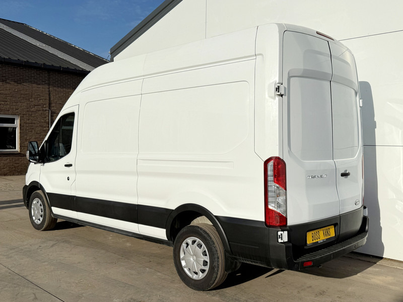 Ford Transit 350 2.0 TDCI 170pk L3H3 170PK Airco Cruise Control Parkeersensoren voor achter - Furgon: 2 kép. Ford Transit 350 2.0 TDCI 170pk L3H3 170PK Airco Cruise Control Parkeersensoren voor achter - Furgon: 2 kép.