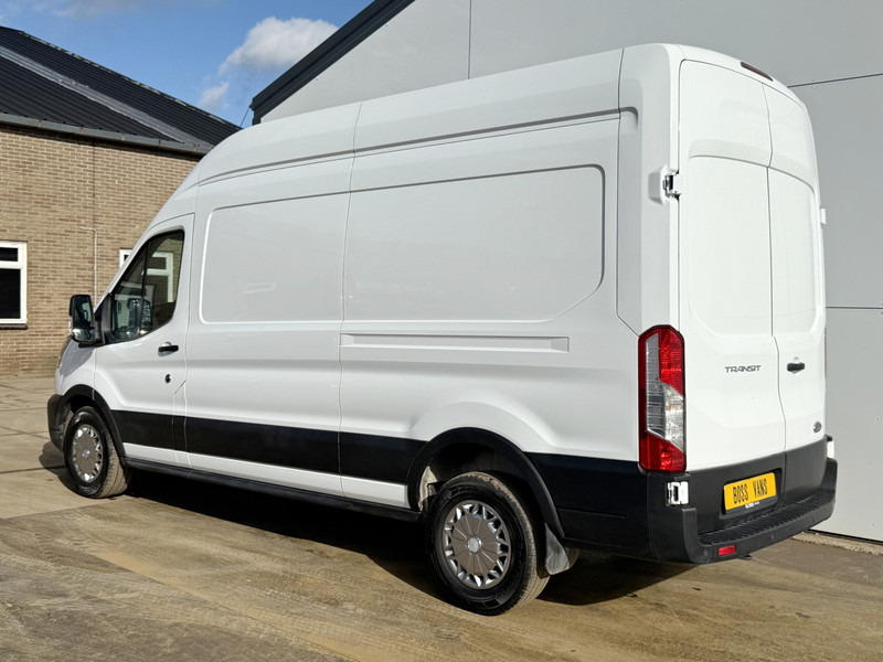 Ford Transit 350 2.0 TDCI L3H3 170PK Airco Cruise Control Parkeersensoren voor achter - Furgon: 2 kép. Ford Transit 350 2.0 TDCI L3H3 170PK Airco Cruise Control Parkeersensoren voor achter - Furgon: 2 kép.