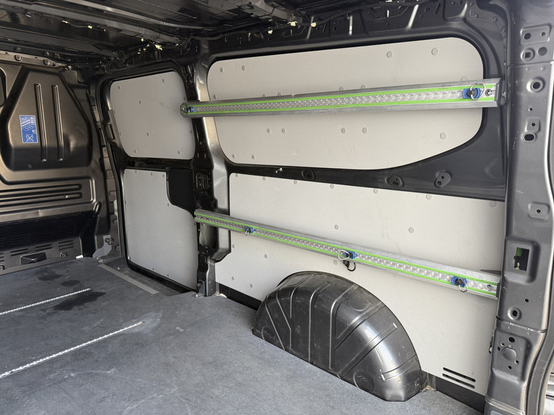 Kis furgon Ford Transit Custom 280 2.0 TDCI 136PK L1H1 LED Adaptieve Cruise Control Camera Carplay Parkeersensoren voor achter: 16 kép.