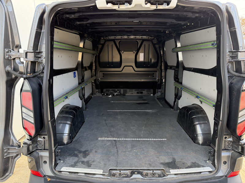 Kis furgon Ford Transit Custom 280 2.0 TDCI 136PK L1H1 LED Adaptieve Cruise Control Camera Carplay Parkeersensoren voor achter: 12 kép.