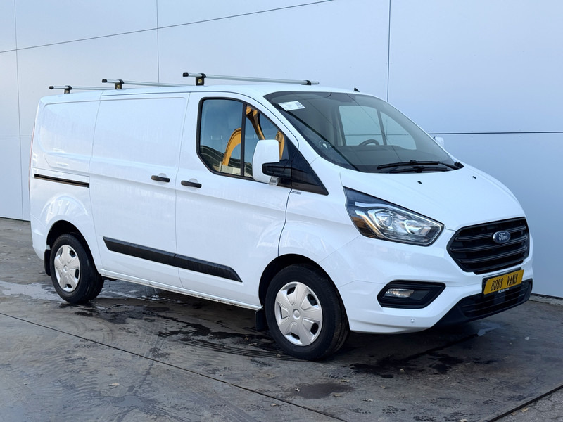 Ford Transit Custom 300 2.0 TDCI 130PK Automaat L1H1 LED Airco Cruise Control Stoelverwarming Parkeersensoren voor achter - Kis furgon: 4 kép. Ford Transit Custom 300 2.0 TDCI 130PK Automaat L1H1 LED Airco Cruise Control Stoelverwarming Parkeersensoren voor achter - Kis furgon: 4 kép.