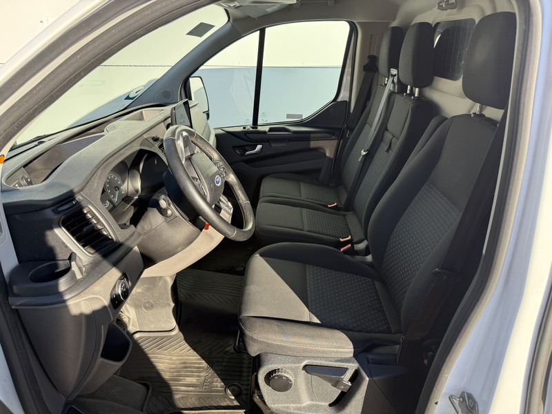 Ford Transit Custom 340 1.0 PHEV 126PK PHEV Benzine Plug in Hybride Automaat L1H1 LED Cruise Control Parkeersensoren voor achter - Kis furgon: 5 kép. Ford Transit Custom 340 1.0 PHEV 126PK PHEV Benzine Plug in Hybride Automaat L1H1 LED Cruise Control Parkeersensoren voor achter - Kis furgon: 5 kép.
