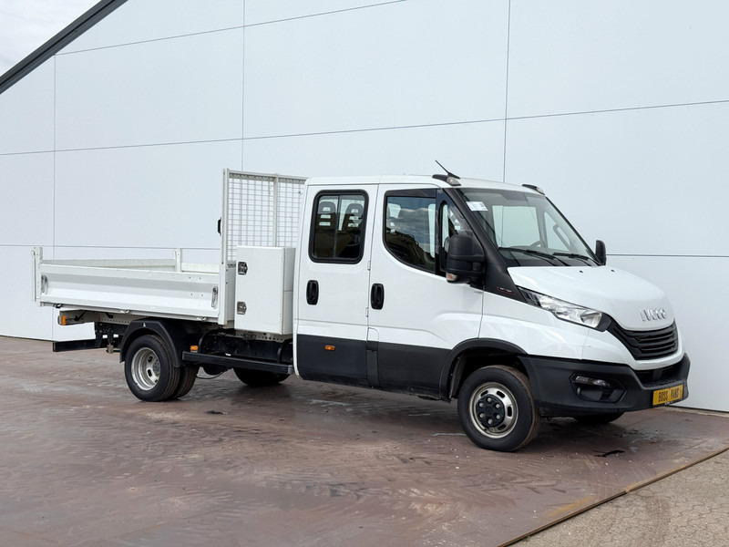 Iveco Daily 35C16 3.0 Dubbele Cabine Kipper Dubbellucht Airco Navigatie 3.5t Trekhaak Tipper Benne - Billenőplatós kisteherautó, Duplakabinos kisteherautó: 5 kép. Iveco Daily 35C16 3.0 Dubbele Cabine Kipper Dubbellucht Airco Navigatie 3.5t Trekhaak Tipper Benne - Billenőplatós kisteherautó, Duplakabinos kisteherautó: 5 kép.