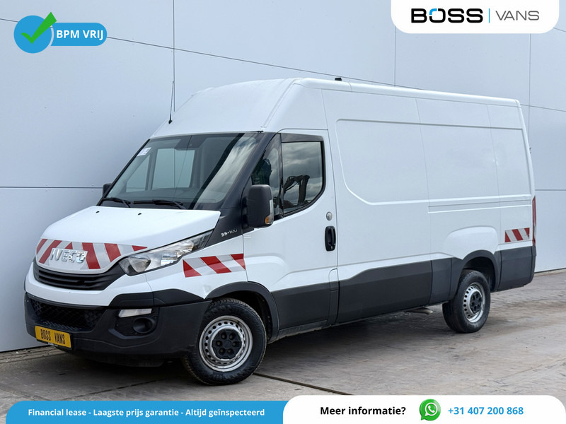 Iveco Daily 35S14 2.3 L2H2 Cruise Control Climate Control 3.5t Trekhaak Lucht geveerde stoel - Furgon: 1 kép. Iveco Daily 35S14 2.3 L2H2 Cruise Control Climate Control 3.5t Trekhaak Lucht geveerde stoel - Furgon: 1 kép.