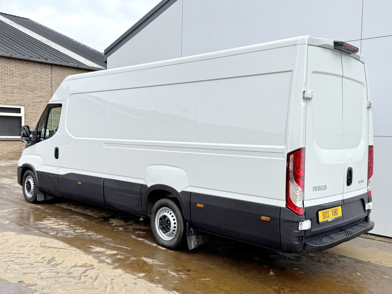 Iveco Daily 35S16 2.3 Automaat L4H2 Airco Climate Control - Furgon: 2 kép. Iveco Daily 35S16 2.3 Automaat L4H2 Airco Climate Control - Furgon: 2 kép.