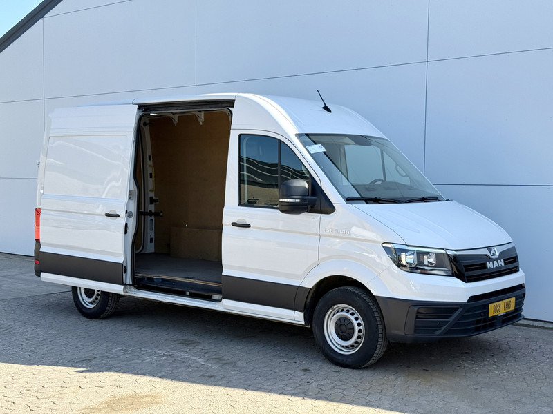 MAN TGE 3.140 2.0 TDI Automaat L3H3 Airco Cruise Control Apple Carplay Camera Parkeersensoren voor achter - Furgon: 5 kép. MAN TGE 3.140 2.0 TDI Automaat L3H3 Airco Cruise Control Apple Carplay Camera Parkeersensoren voor achter - Furgon: 5 kép.