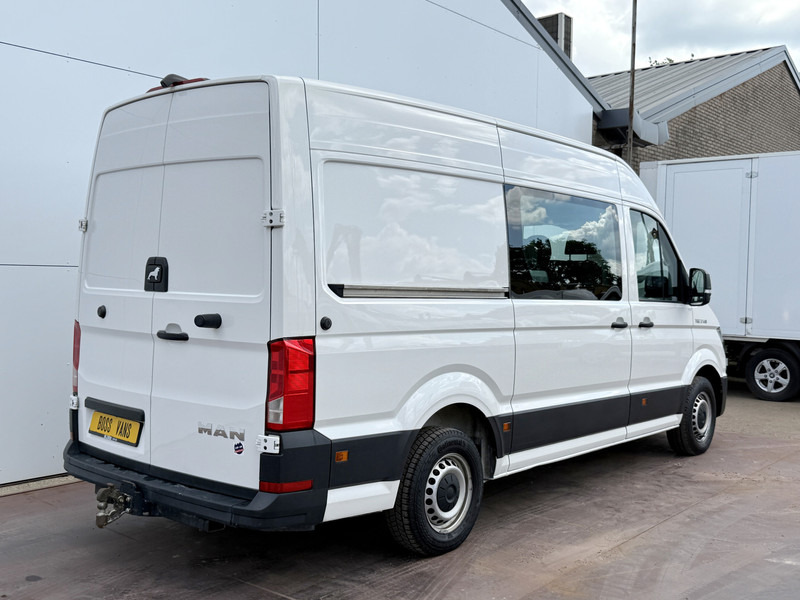 MAN TGE 3.140 2.0 TDI L3H3 Dubbele Cabine 7 Stoelen Airco Cruise Control Trekhaak Carplay Navigatie - Furgon, Duplakabinos kisteherautó: 3 kép. MAN TGE 3.140 2.0 TDI L3H3 Dubbele Cabine 7 Stoelen Airco Cruise Control Trekhaak Carplay Navigatie - Furgon, Duplakabinos kisteherautó: 3 kép.