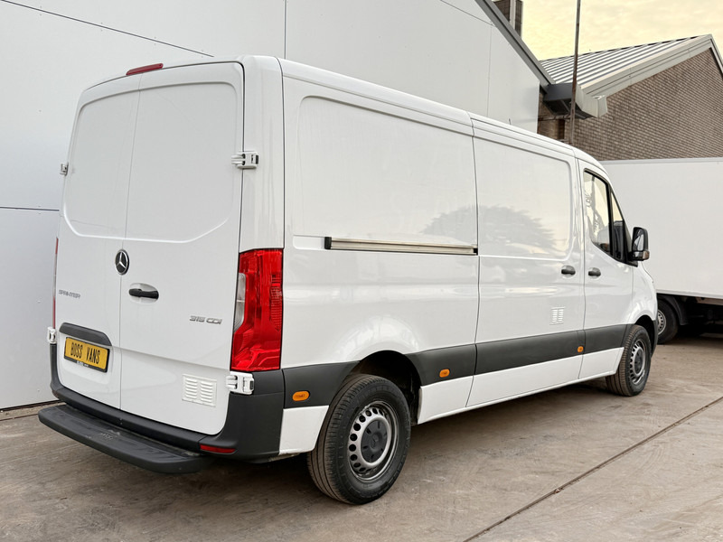 Mercedes-Benz Sprinter 315 1.9 CDI L2H1 Climate Control Cruise Control Carplay - Furgon: 3 kép. Mercedes-Benz Sprinter 315 1.9 CDI L2H1 Climate Control Cruise Control Carplay - Furgon: 3 kép.
