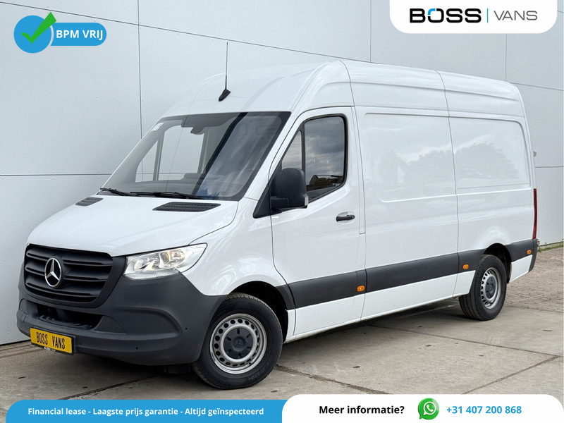 Mercedes-Benz Sprinter 315 1.9 CDI L2H2 Climate Control Cruise Control Carplay Camera Parkeersensoren voor achter - Furgon: 1 kép. Mercedes-Benz Sprinter 315 1.9 CDI L2H2 Climate Control Cruise Control Carplay Camera Parkeersensoren voor achter - Furgon: 1 kép.