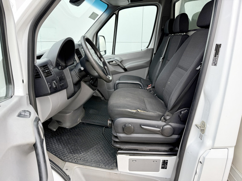 Mercedes-Benz Sprinter 316 2.2 CDI Automaat Laadklep Lane Assist Standkachel Climate Control Bakwagen Meubelbak - Dobozos kisteherautó: 5 kép. Mercedes-Benz Sprinter 316 2.2 CDI Automaat Laadklep Lane Assist Standkachel Climate Control Bakwagen Meubelbak - Dobozos kisteherautó: 5 kép.