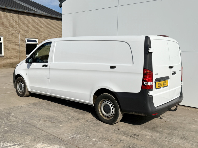 Mercedes-Benz Vito 114 2.1 CDI Automaat Climate Control Cruise Control Parkeersensoren voor achter Apple Carplay Android Auto Trekhaak - Kis furgon: 2 kép. Mercedes-Benz Vito 114 2.1 CDI Automaat Climate Control Cruise Control Parkeersensoren voor achter Apple Carplay Android Auto Trekhaak - Kis furgon: 2 kép.
