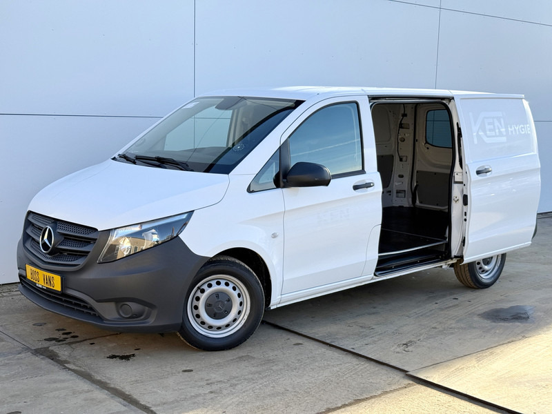 Mercedes-Benz Vito 114 2.2 CDI Automaat L2H1 Dubbele Schuifdeur Climate Control Cruise Control Standkachel Stoelverwarming - Kis furgon: 3 kép. Mercedes-Benz Vito 114 2.2 CDI Automaat L2H1 Dubbele Schuifdeur Climate Control Cruise Control Standkachel Stoelverwarming - Kis furgon: 3 kép.