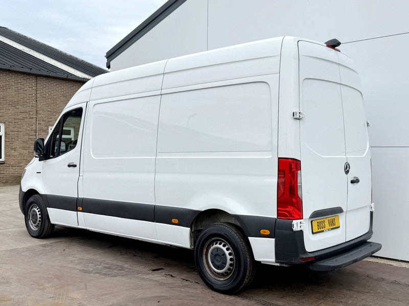 Mercedes-Benz eSprinter 312 - Binnenkort verwacht! L2H2 100% Elektrisch 55kWh 168km WLTP 80kw Snelladen Climate Control Camera Stoelverwarming - Furgon, Elektromos kisteherautó: 2 kép. Mercedes-Benz eSprinter 312 - Binnenkort verwacht! L2H2 100% Elektrisch 55kWh 168km WLTP 80kw Snelladen Climate Control Camera Stoelverwarming - Furgon, Elektromos kisteherautó: 2 kép.