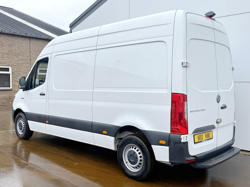 Mercedes-Benz eSprinter 312 - Binnenkort verwacht! L2H2 100% Elektrisch 55kWh 168km WLTP 80kw Snelladen Climate Control Camera Stoelverwarming - Kis furgon, Elektromos kisteherautó: 2 kép. Mercedes-Benz eSprinter 312 - Binnenkort verwacht! L2H2 100% Elektrisch 55kWh 168km WLTP 80kw Snelladen Climate Control Camera Stoelverwarming - Kis furgon, Elektromos kisteherautó: 2 kép.
