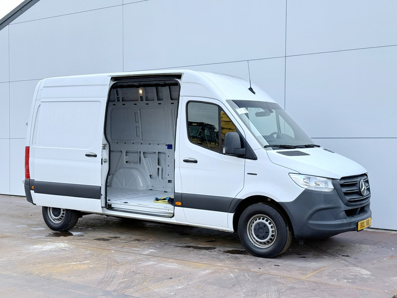 Mercedes-Benz eSprinter 312 L2H2 Elektrisch 41kWh 135km WLTP Climate Control Camera Stoelverwarming - Furgon, Elektromos kisteherautó: 5 kép. Mercedes-Benz eSprinter 312 L2H2 Elektrisch 41kWh 135km WLTP Climate Control Camera Stoelverwarming - Furgon, Elektromos kisteherautó: 5 kép.