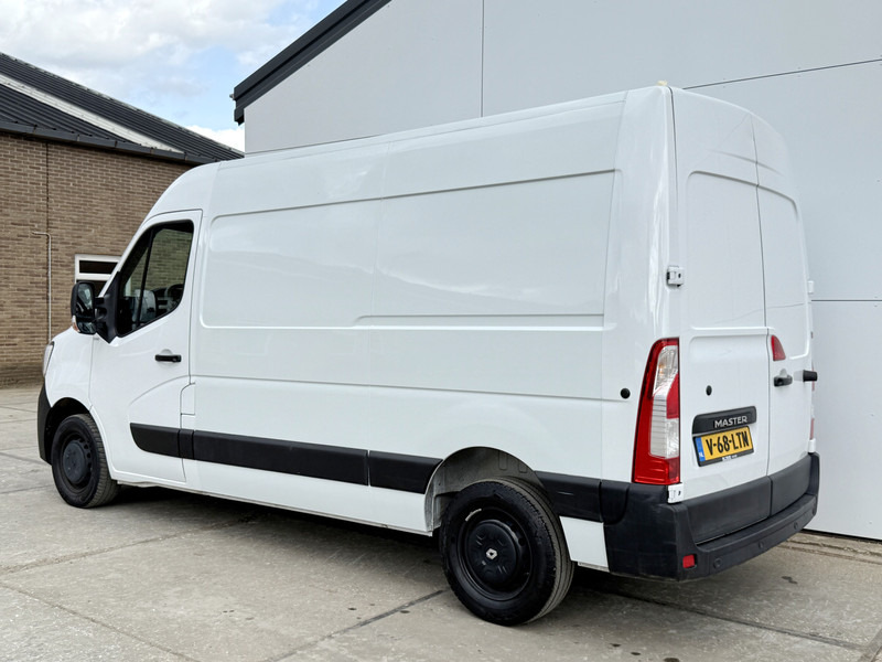 Renault Master T33 2.3 DCI 135PK L2H2 Airco Cruise Control Parkeersensoren LED - Kis furgon: 2 kép. Renault Master T33 2.3 DCI 135PK L2H2 Airco Cruise Control Parkeersensoren LED - Kis furgon: 2 kép.