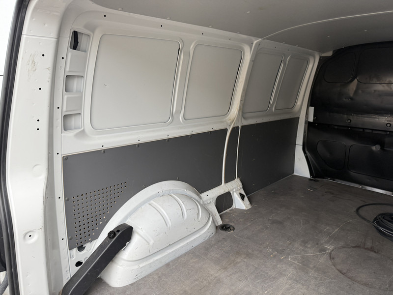 Volkswagen e-Transporter 113PK  138KM WLTP 37,3kWh 100% Elektrisch ABT E-transporter 3 Stoelen Airco Parkeersensoren voor achter lízing Volkswagen e-Transporter 113PK  138KM WLTP 37,3kWh 100% Elektrisch ABT E-transporter 3 Stoelen Airco Parkeersensoren voor achter: 11 kép.