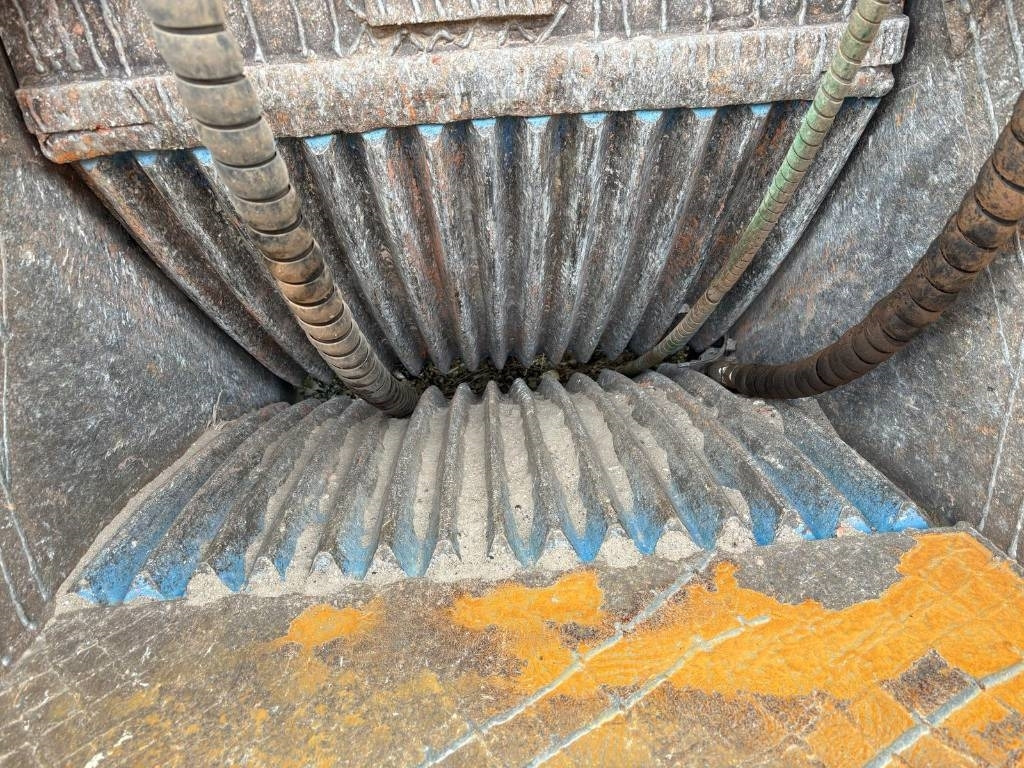 MB Crusher BF 80.3 - Törőgép: 3 kép. MB Crusher BF 80.3 - Törőgép: 3 kép.